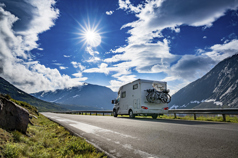 Bigger Caravans vs Compact Caravans: Finding the Best Fit